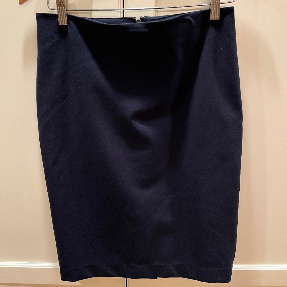ANN TAYLOR NAVY PENCIL SKIRT SIZE 4